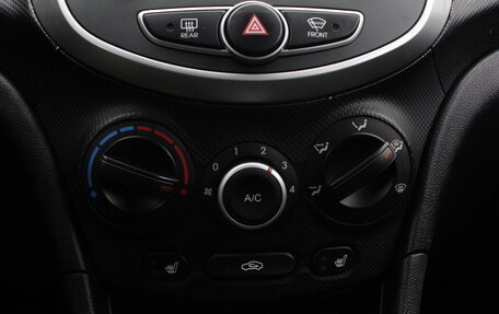 Hyundai Solaris II рестайлинг, 2013 год, 835 000 рублей, 15 фотография