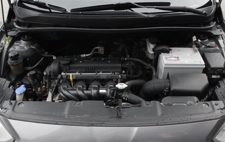 Hyundai Solaris II рестайлинг, 2013 год, 835 000 рублей, 20 фотография