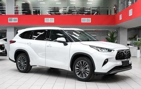 Toyota Highlander, 2025 год, 5 999 000 рублей, 2 фотография