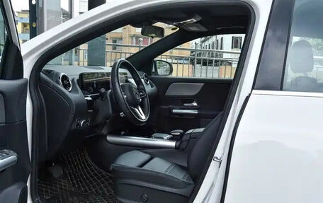 Mercedes-Benz GLA, 2022 год, 2 410 000 рублей, 10 фотография