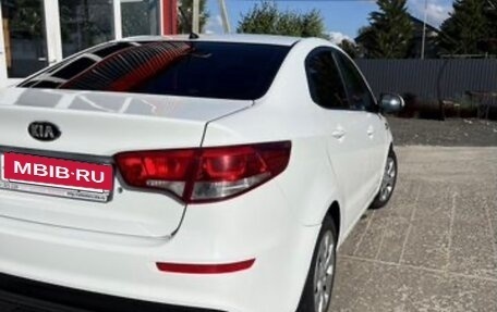 KIA Rio III рестайлинг, 2015 год, 685 000 рублей, 9 фотография