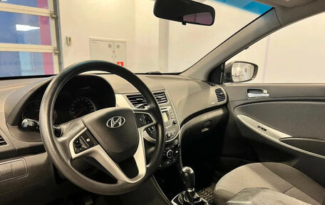 Hyundai Solaris II рестайлинг, 2014 год, 660 000 рублей, 2 фотография