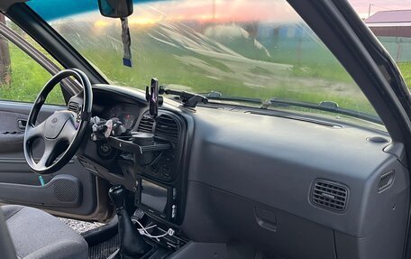 KIA Sportage IV рестайлинг, 2006 год, 300 000 рублей, 12 фотография