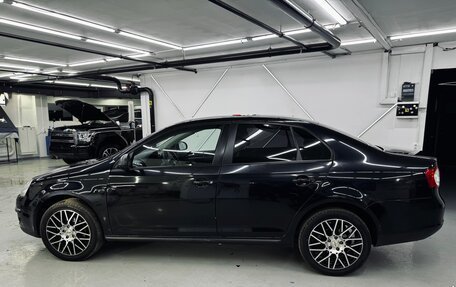 Volkswagen Jetta VI, 2008 год, 700 000 рублей, 10 фотография