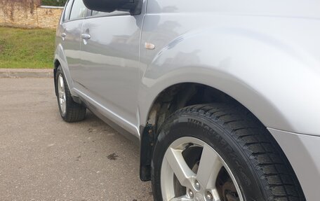 Mitsubishi Outlander III рестайлинг 3, 2007 год, 750 000 рублей, 9 фотография