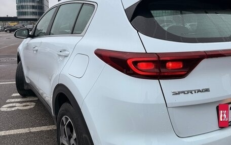 KIA Sportage IV рестайлинг, 2020 год, 2 499 000 рублей, 7 фотография