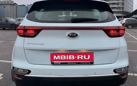 KIA Sportage IV рестайлинг, 2020 год, 2 499 000 рублей, 9 фотография