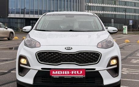 KIA Sportage IV рестайлинг, 2020 год, 2 499 000 рублей, 15 фотография