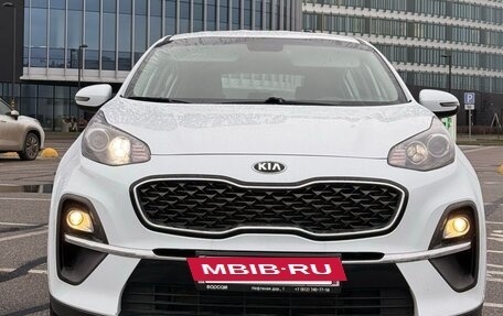 KIA Sportage IV рестайлинг, 2020 год, 2 499 000 рублей, 16 фотография