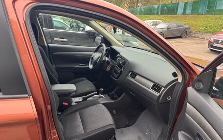 Mitsubishi Outlander III рестайлинг 3, 2012 год, 1 050 000 рублей, 8 фотография