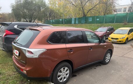 Mitsubishi Outlander III рестайлинг 3, 2012 год, 1 050 000 рублей, 4 фотография