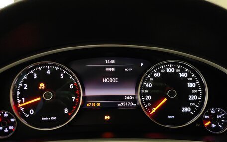 Volkswagen Touareg III, 2011 год, 1 959 000 рублей, 10 фотография