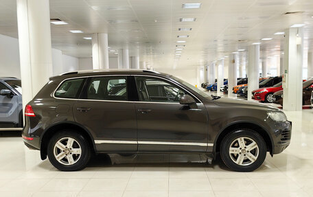 Volkswagen Touareg III, 2011 год, 1 959 000 рублей, 5 фотография