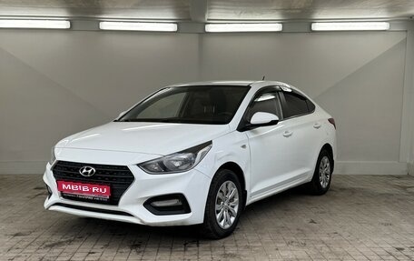 Hyundai Solaris II рестайлинг, 2017 год, 837 000 рублей, 1 фотография