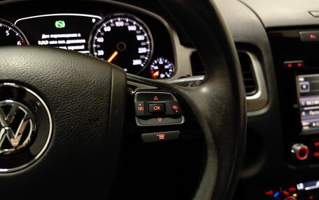 Volkswagen Touareg III, 2011 год, 1 959 000 рублей, 18 фотография