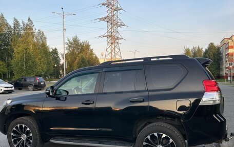 Toyota Land Cruiser Prado 150 рестайлинг 2, 2010 год, 3 000 000 рублей, 5 фотография