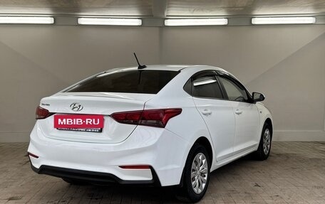 Hyundai Solaris II рестайлинг, 2017 год, 837 000 рублей, 3 фотография