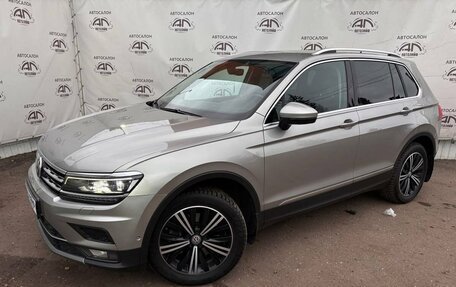 Volkswagen Tiguan II, 2018 год, 2 449 000 рублей, 2 фотография