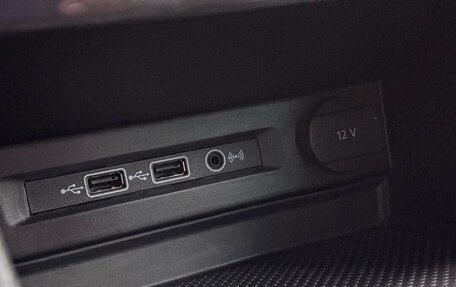 Volkswagen Tiguan II, 2018 год, 2 449 000 рублей, 31 фотография