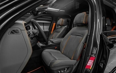 Rolls-Royce Cullinan, 2019 год, 30 000 000 рублей, 11 фотография