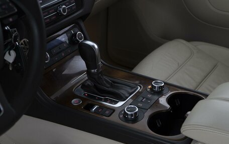 Volkswagen Touareg III, 2013 год, 1 675 077 рублей, 13 фотография