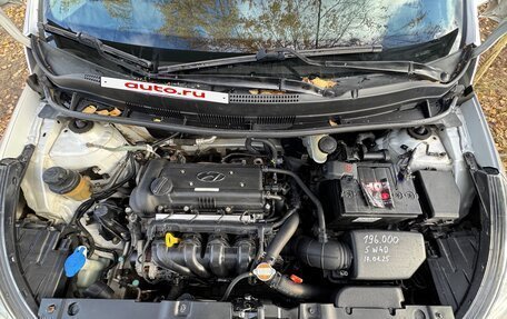 Hyundai Solaris II рестайлинг, 2012 год, 850 000 рублей, 5 фотография