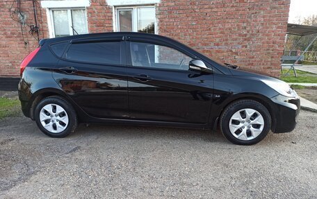 Hyundai Solaris II рестайлинг, 2014 год, 725 000 рублей, 5 фотография