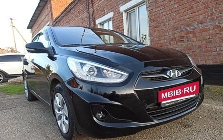 Hyundai Solaris II рестайлинг, 2014 год, 725 000 рублей, 3 фотография