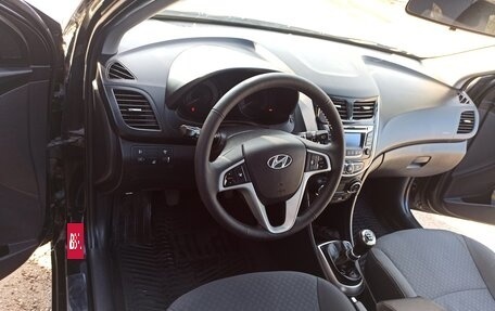 Hyundai Solaris II рестайлинг, 2014 год, 725 000 рублей, 7 фотография