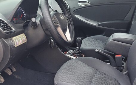 Hyundai Solaris II рестайлинг, 2016 год, 1 300 000 рублей, 16 фотография