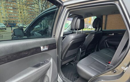 KIA Sorento II рестайлинг, 2015 год, 1 790 000 рублей, 24 фотография