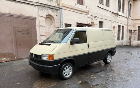 Volkswagen Transporter T4, 1991 год, 600 000 рублей, 2 фотография