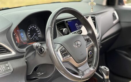 Hyundai Solaris II рестайлинг, 2017 год, 1 070 000 рублей, 10 фотография