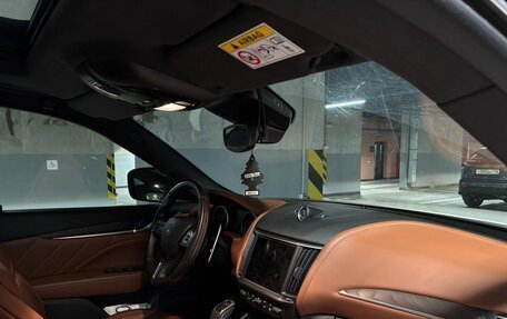 Maserati Levante I, 2022 год, 14 000 000 рублей, 7 фотография