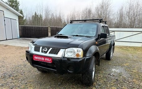 Nissan NP300, 2011 год, 560 000 рублей, 1 фотография