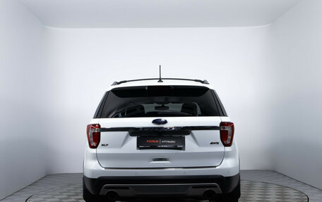 Ford Explorer VI, 2017 год, 2 900 000 рублей, 5 фотография