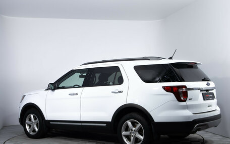 Ford Explorer VI, 2017 год, 2 900 000 рублей, 6 фотография