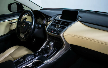 Lexus NX I, 2016 год, 2 940 000 рублей, 11 фотография