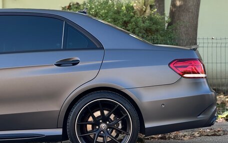 Mercedes-Benz E-Класс, 2015 год, 2 000 000 рублей, 8 фотография