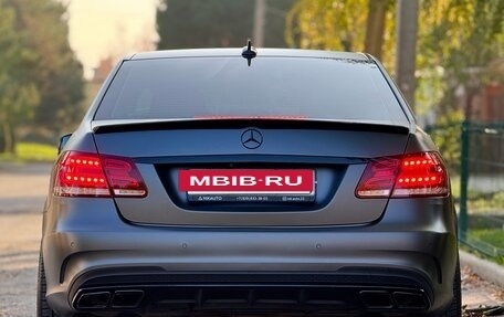 Mercedes-Benz E-Класс, 2015 год, 2 000 000 рублей, 7 фотография