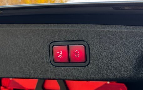 Mercedes-Benz E-Класс, 2015 год, 2 000 000 рублей, 18 фотография