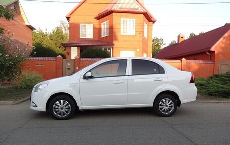 Ravon Nexia R3, 2017 год, 755 000 рублей, 3 фотография