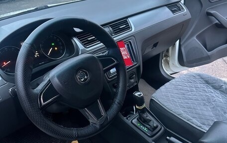 Skoda Rapid I, 2015 год, 530 000 рублей, 8 фотография