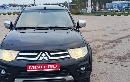 Mitsubishi Pajero Sport II рестайлинг, 2013 год, 2 100 000 рублей, 1 фотография