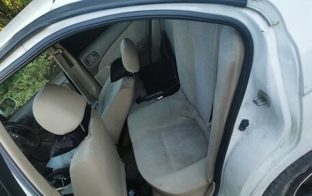 Nissan Sunny B15, 2002 год, 260 000 рублей, 3 фотография