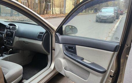 KIA Cerato I, 2006 год, 375 000 рублей, 10 фотография