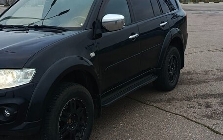 Mitsubishi Pajero Sport II рестайлинг, 2013 год, 2 100 000 рублей, 2 фотография