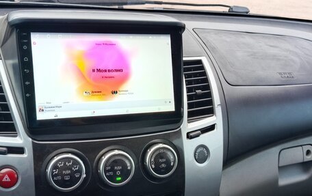 Mitsubishi Pajero Sport II рестайлинг, 2013 год, 2 100 000 рублей, 7 фотография