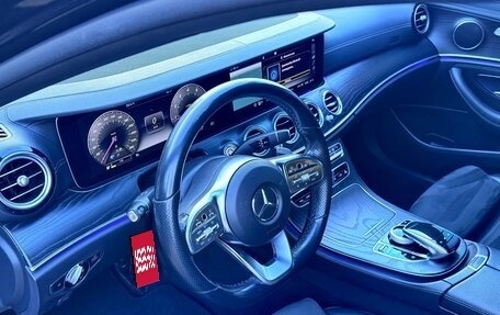 Mercedes-Benz E-Класс, 2019 год, 3 350 000 рублей, 18 фотография