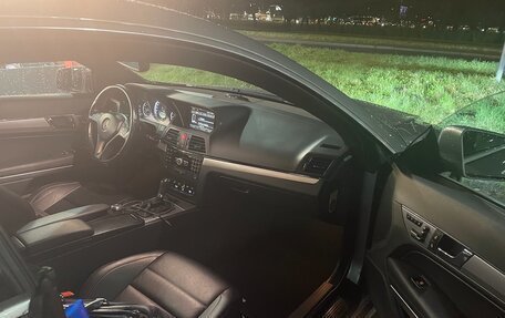 Mercedes-Benz E-Класс, 2011 год, 1 450 000 рублей, 5 фотография